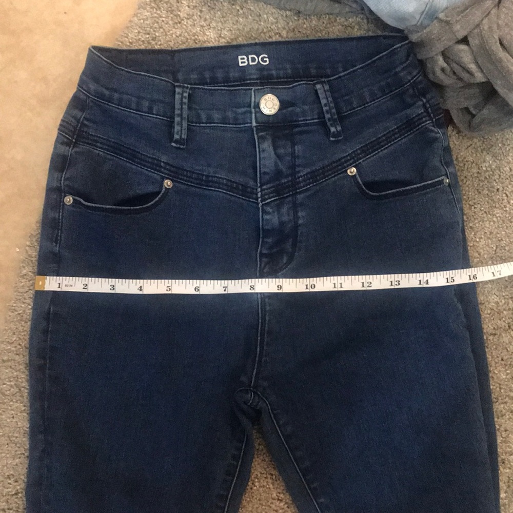 Hi Rise Skinny Jean - Picture 7 of 8